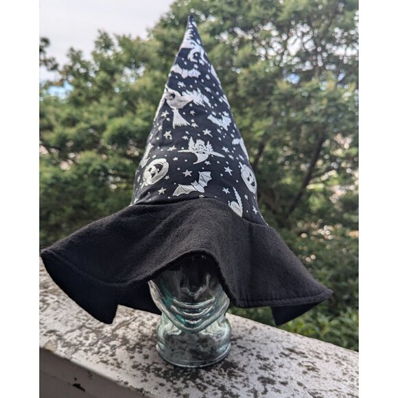 💜✨Halloween Witch/Wizard Hat with Silver Halloween Motifs - Picture 1 of 5